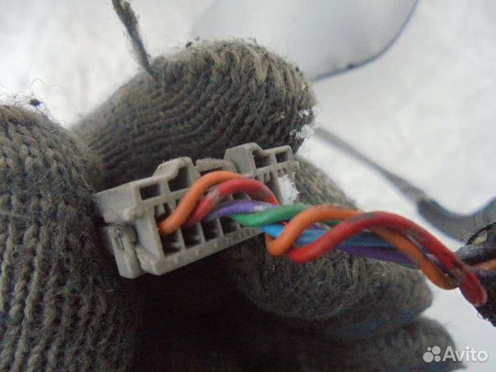 Зеркало правое Nissan Serena C24