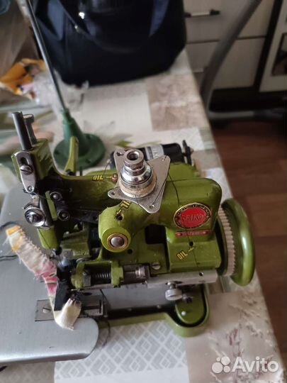 Оверлок трёх ниточный