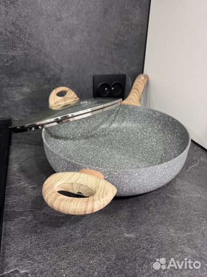 Сковорода новая