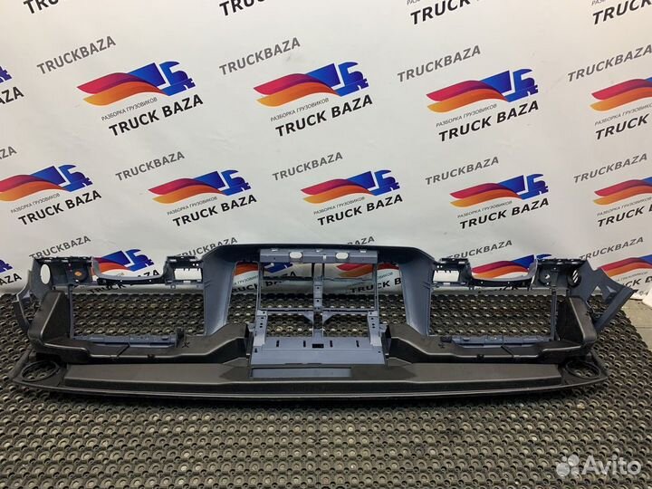 Передняя панель салона Mercedes-Benz Atego