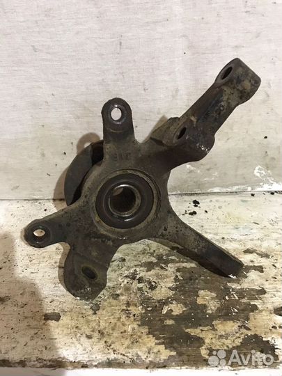 Кулак передний правый Getz