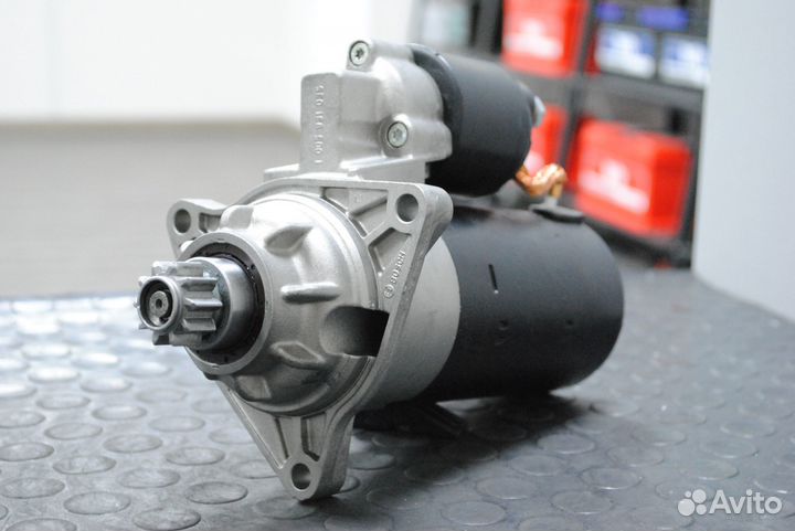 Стартер VW Transporter T4 2.5 TDi, 2.8 V6