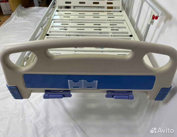 Медицинская функциональная кровать