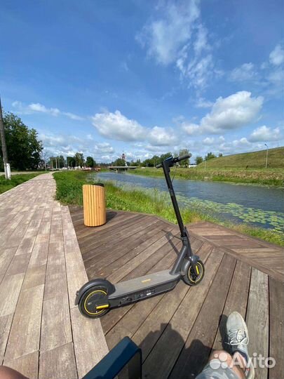 Электросамокат Ninebot KickScooter MAX G30P