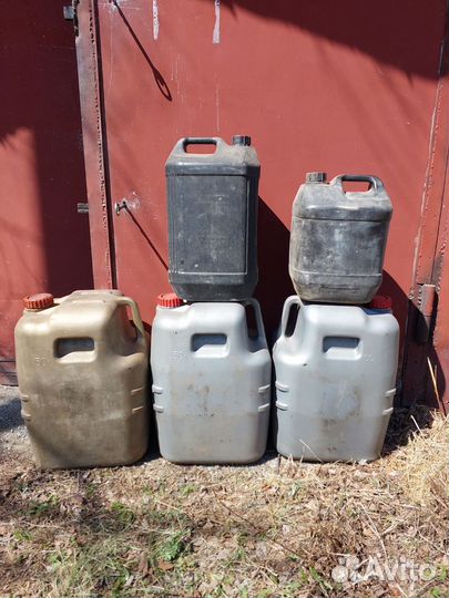 Канистра пластиковая