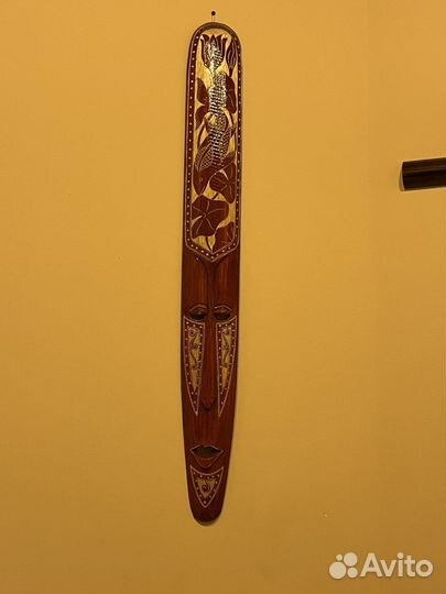 Деревянная маска