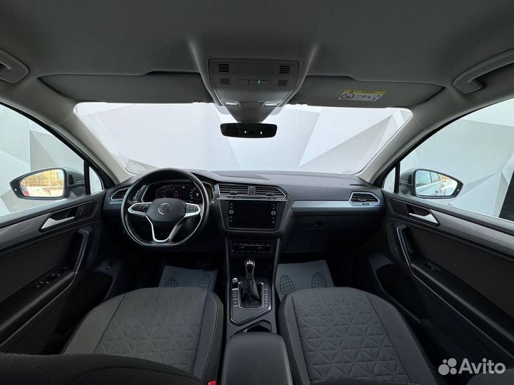 Volkswagen Tiguan 1.4 AMT, 2021, 81 900 км
