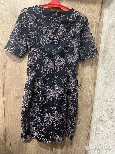 Платья женские, 1 часть, размер 44