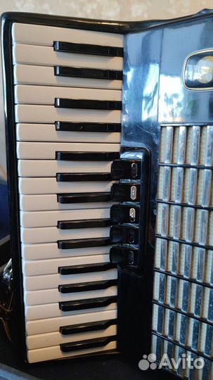 Аккордеон Weltmeister Stella 3/4