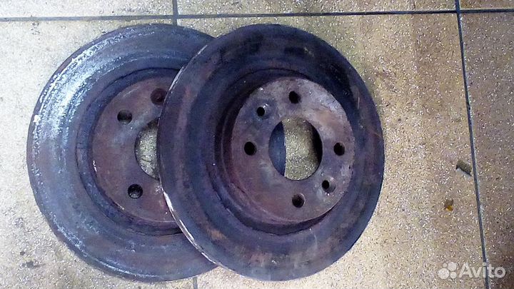 Диск тормозной передний Renault Logan 1