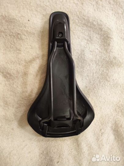 Седло для велосипеда fizik taiga 133мм