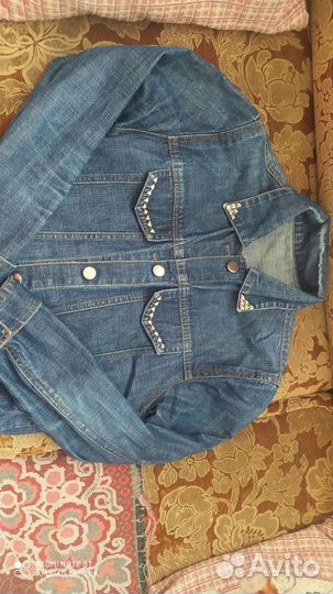 Джинсовая курточка для девочки на 7-9 лет