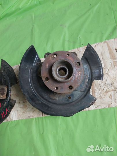 Поворотный кулак renault logan