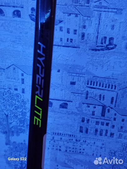 Клюшка хоккейная правый хват бауер