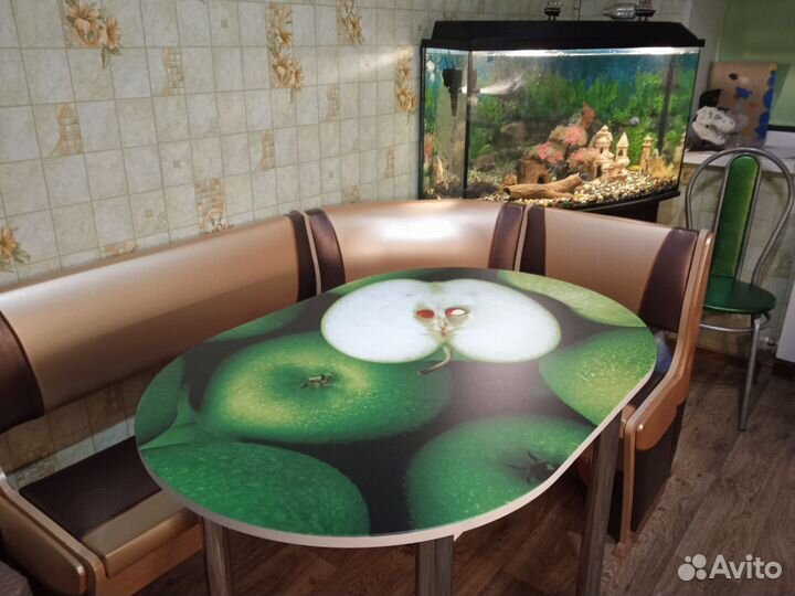 Стол кухонный круглый