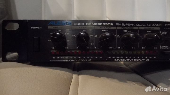 Alesis 3630