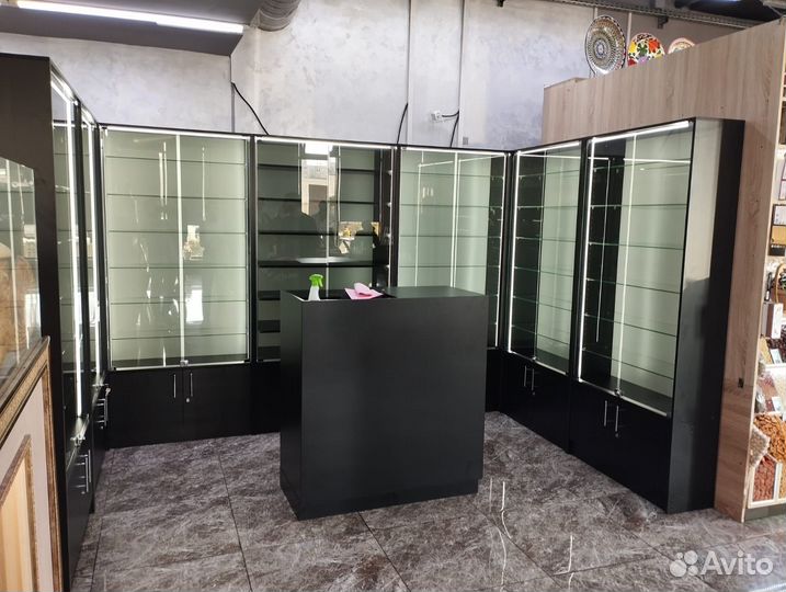 Продам витрины