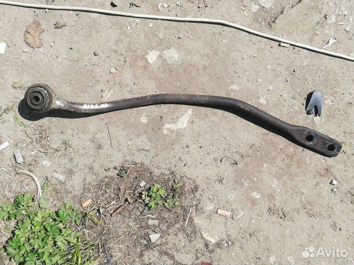 Рычаг передней подвески Киа Рио 1