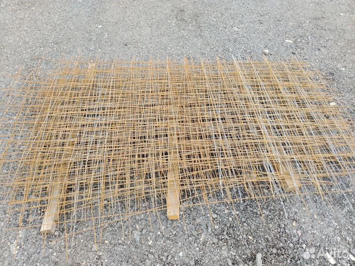Сетка кладочная 100х100 размер клетки 1х3 в наличи