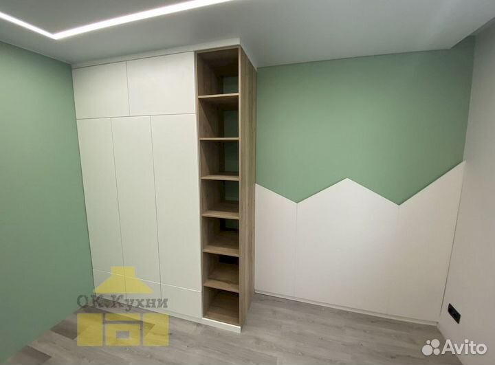 Шкаф двухстворчатый