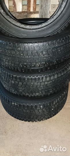 Dunlop SP Winter Ice 01 205/55 R16 94T