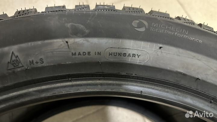 Michelin X-Ice North 4 295/40 R21 111T