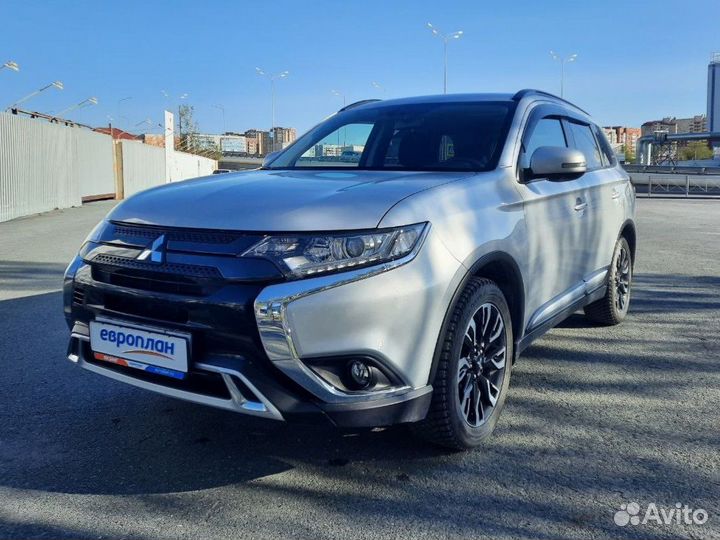 Mitsubishi Outlander 2.0 CVT, 2022, 24 949 км