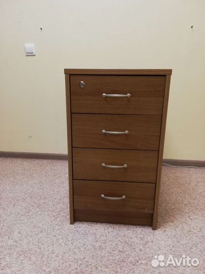 Тумбочки для офиса и дома