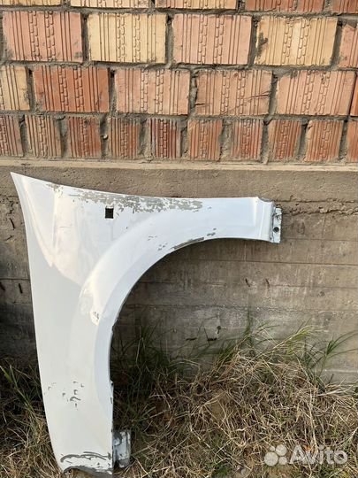 Капот на LADA largus