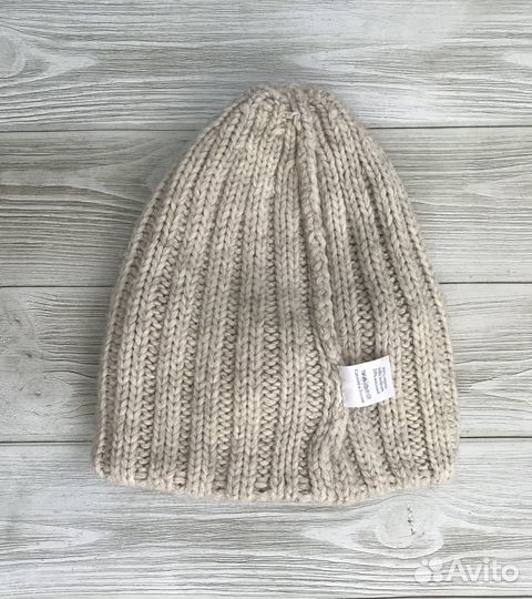 Зимние шапки, шарф