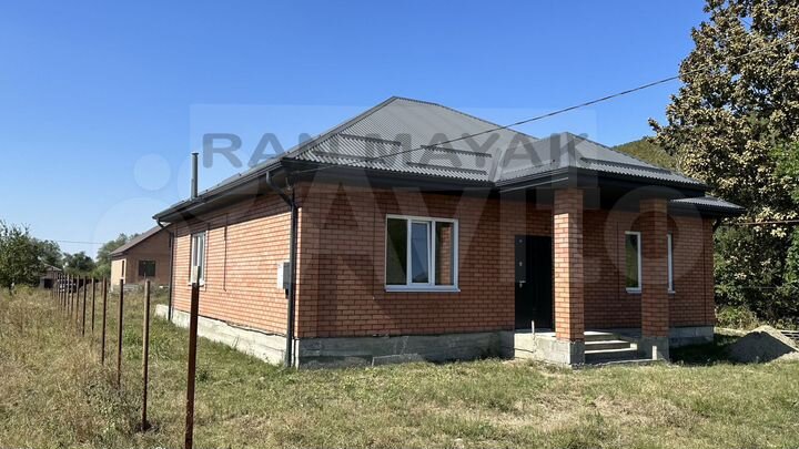 Дом 140 м² на участке 7,5 сот.