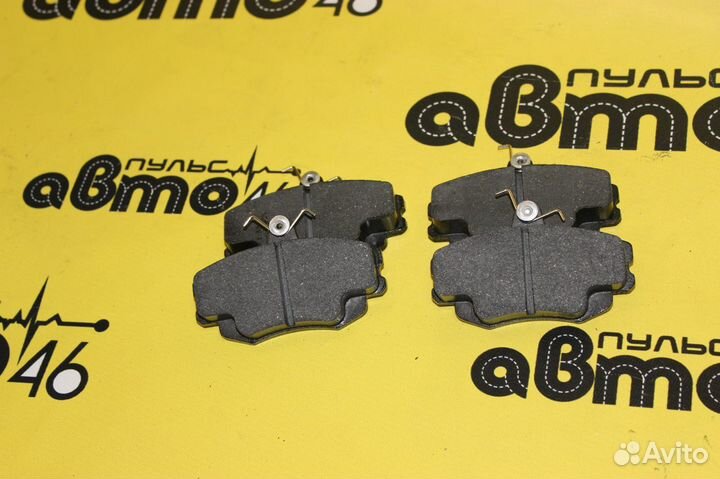 Колодки тормозные передние Рено Логан Лада Ларгус