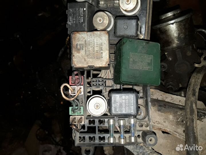 Реле на Тойоты Краун 110 серии