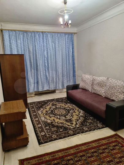 Комната 18 м² в 3-к., 1/2 эт.