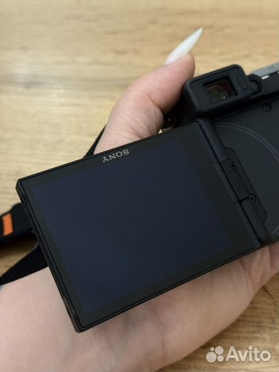 Sony alpha A7C body