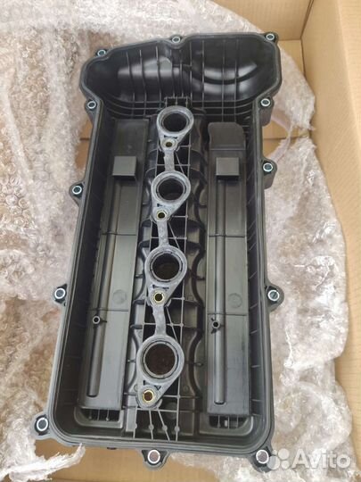 Клапанная крышка Kia Hyundai G4FC