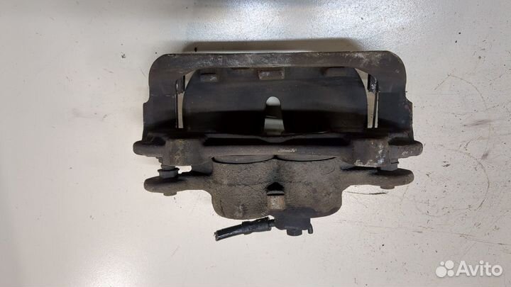 Суппорт левый передний Land Rover Range Rover 3 (LM)