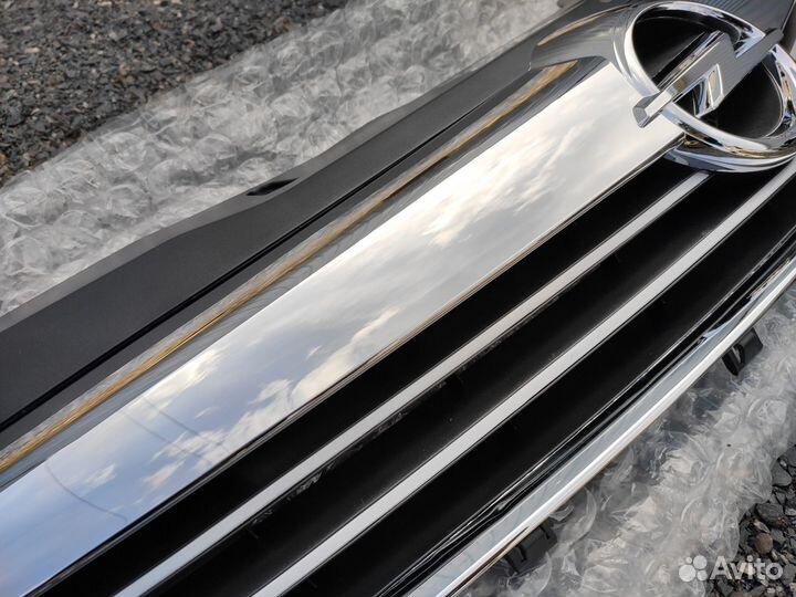 Решетка радиатора на Opel Astra H Рестайлинг