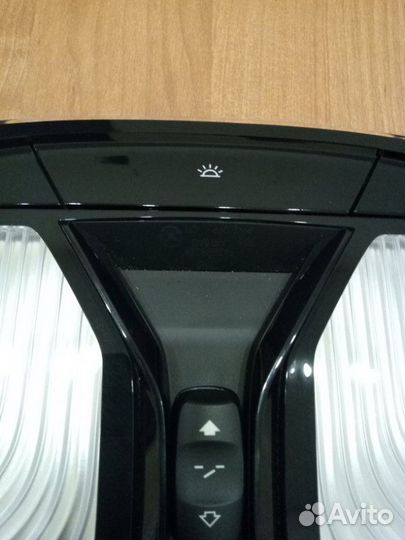 Функциональный центр в крыше (плафон) Bmw 5 G30
