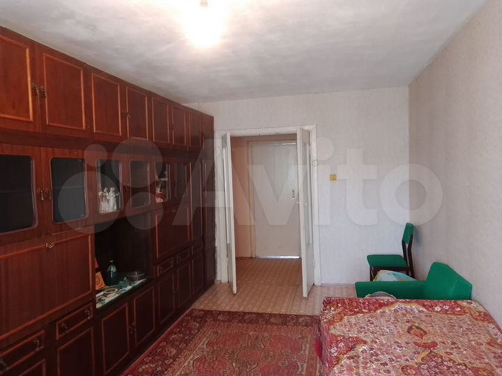 4-к. квартира, 73 м², 8/10 эт.