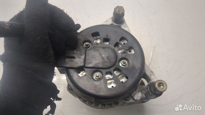 Генератор Volvo S40 2004