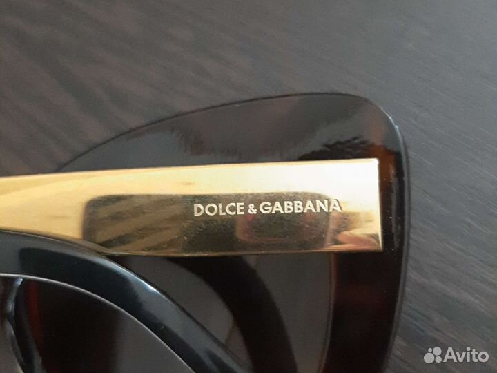 Солнцезащитные очки женские брендовые