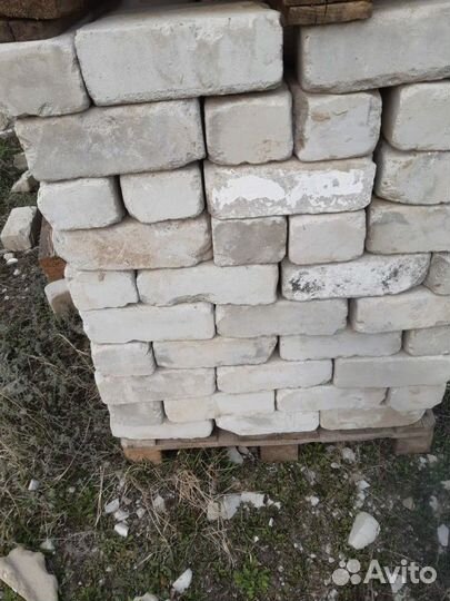 Кирпич белый