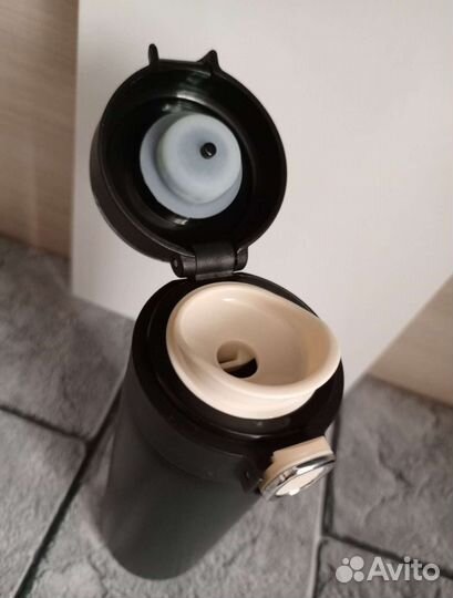 Термокружка с LED -дисплеем 400 мл