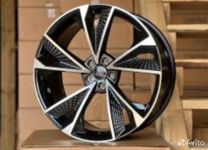Диски Audi D 5456 Gloss Black