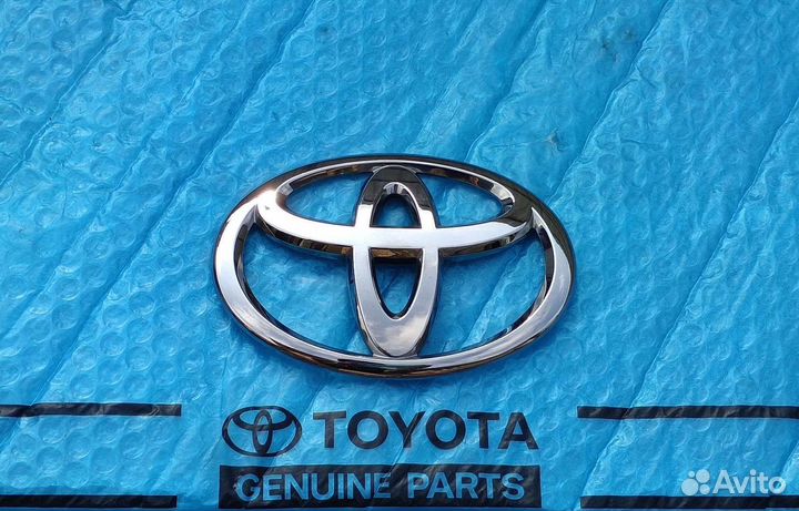 Эмблема Тойота Прадо на багажник Оригинал 09-13