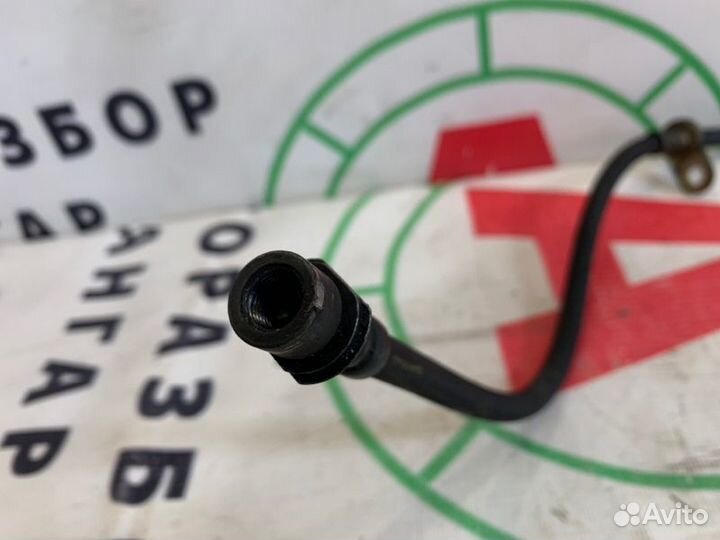 Шланг тормозной передний Toyota Avensis T25