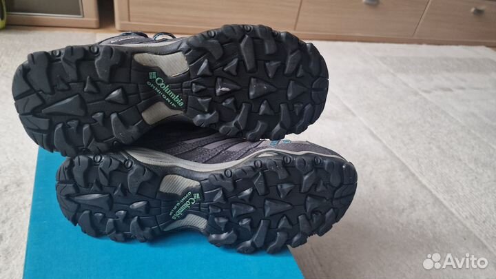 Кроссовки зимние женские columbia. 38p
