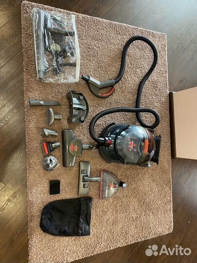 Моющий пылесос Bissell