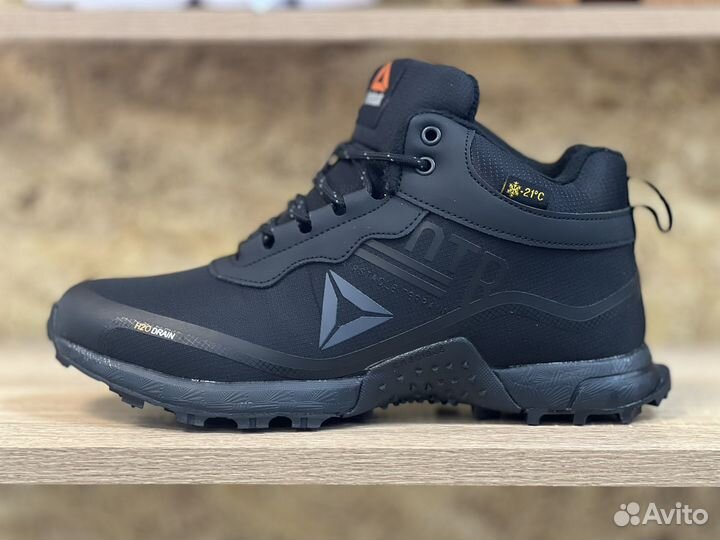 Кроссовки зимние Reebok 42(27см)